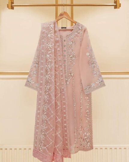 A Study in Quiet Elegance | Ultra-Luxury Three-Piece Salwar Kameez